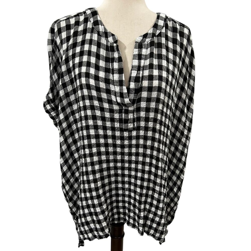 Jane and Delancey Black and White Gingham Short Sleeve High Low Top Plus Size 2X